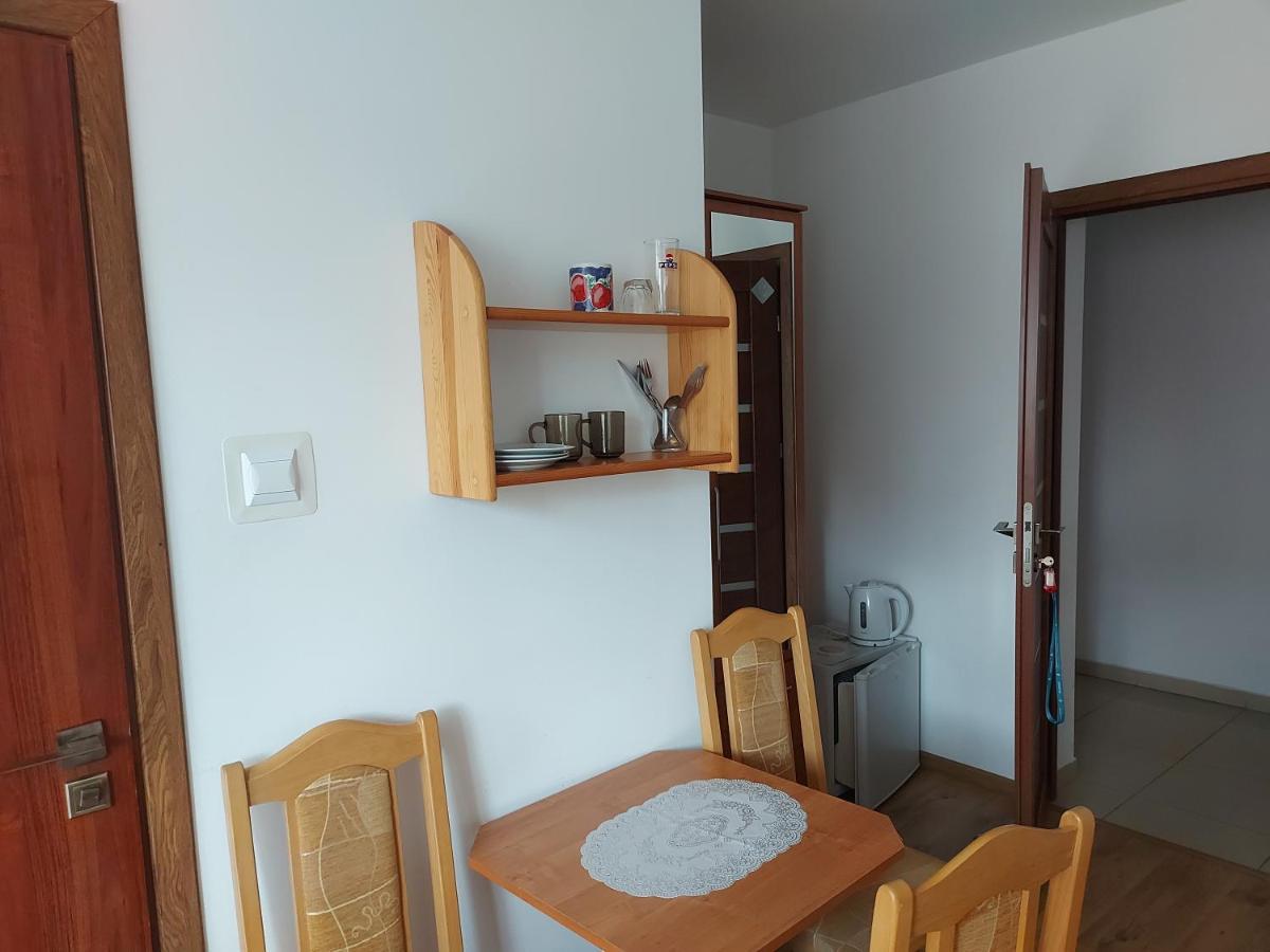 Pokoje Goscinne Tomasz Międzywodzie Buitenkant foto