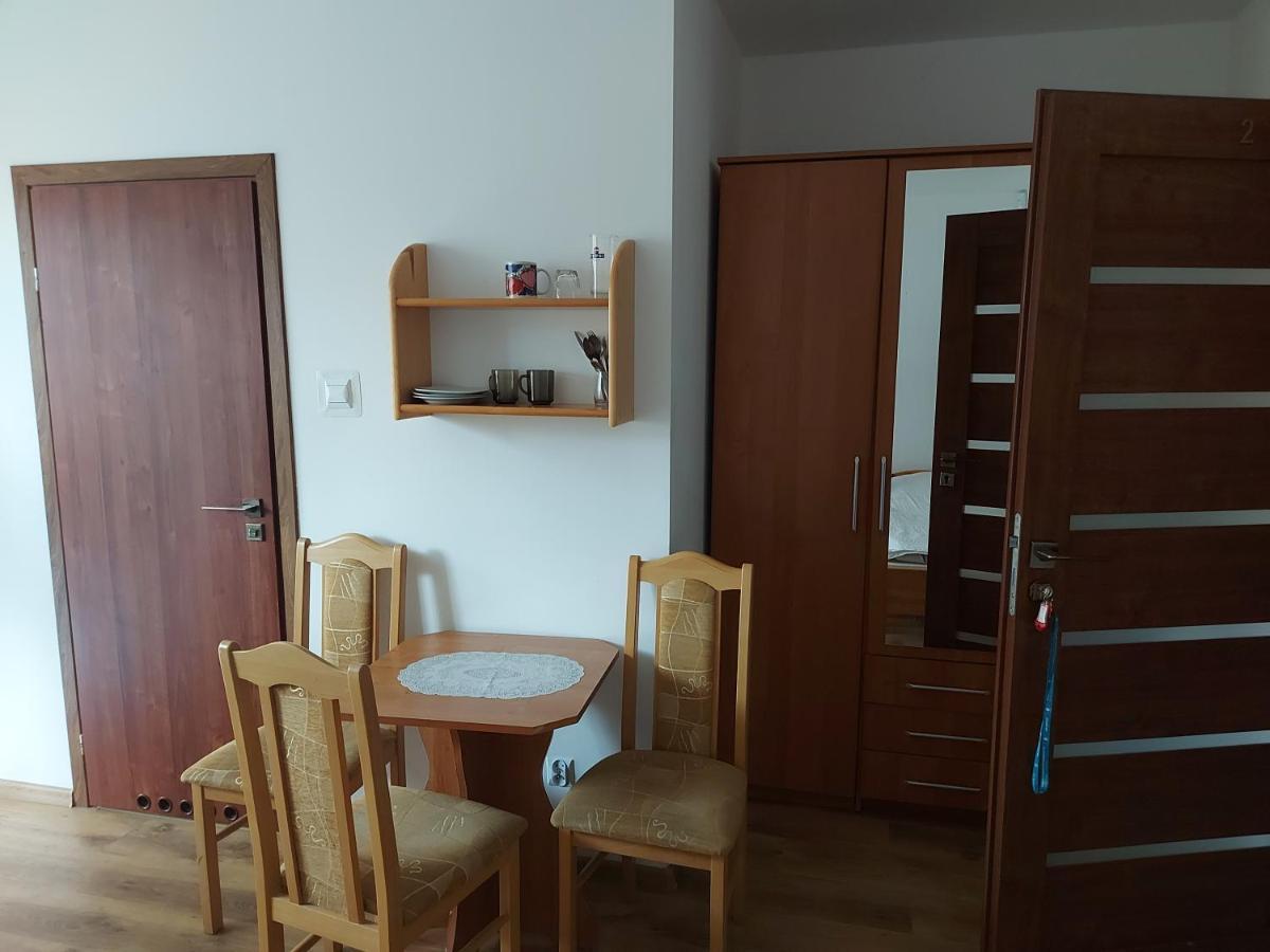Pokoje Goscinne Tomasz Międzywodzie Buitenkant foto
